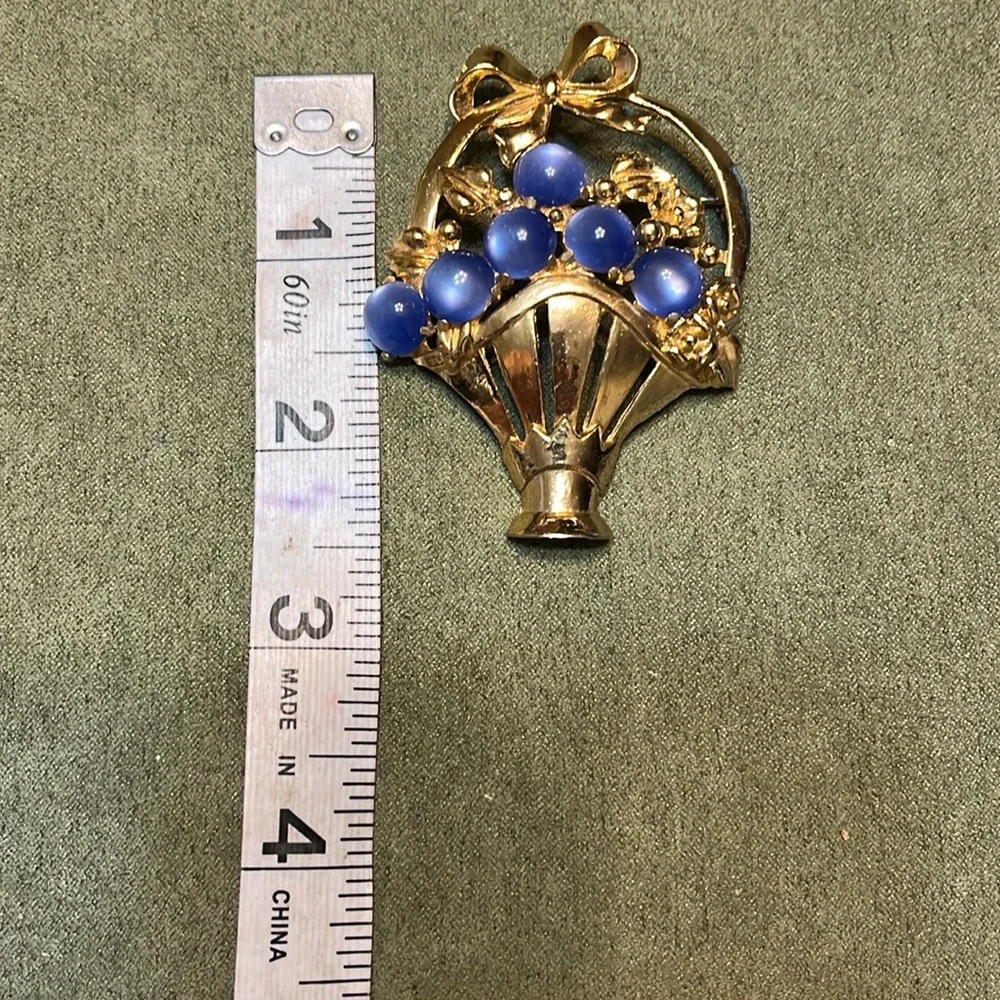 Coro Blue Moonglow Moonstone Basket of Flowers Brooch